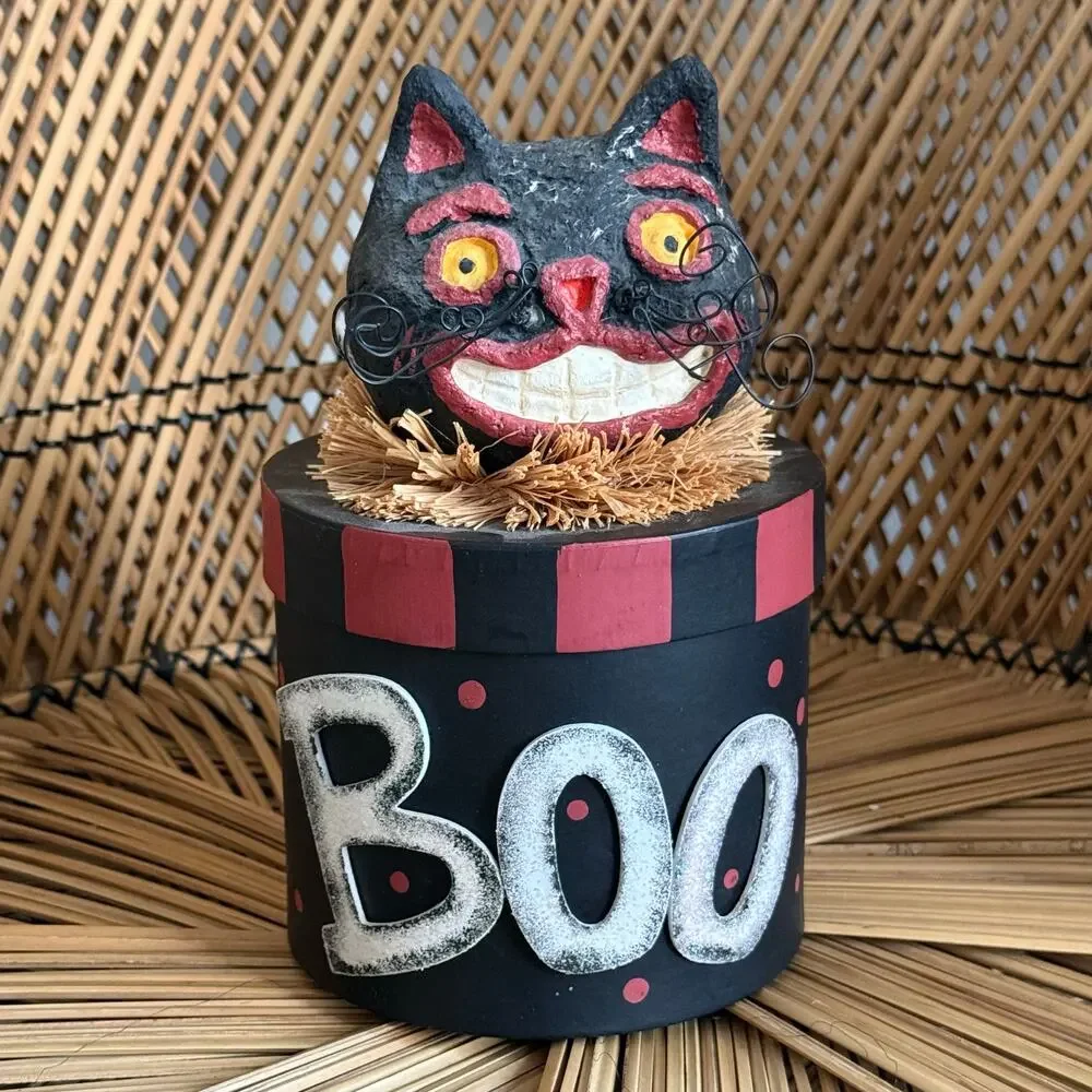 Vintage Style Paper Mache round box with black cat head 